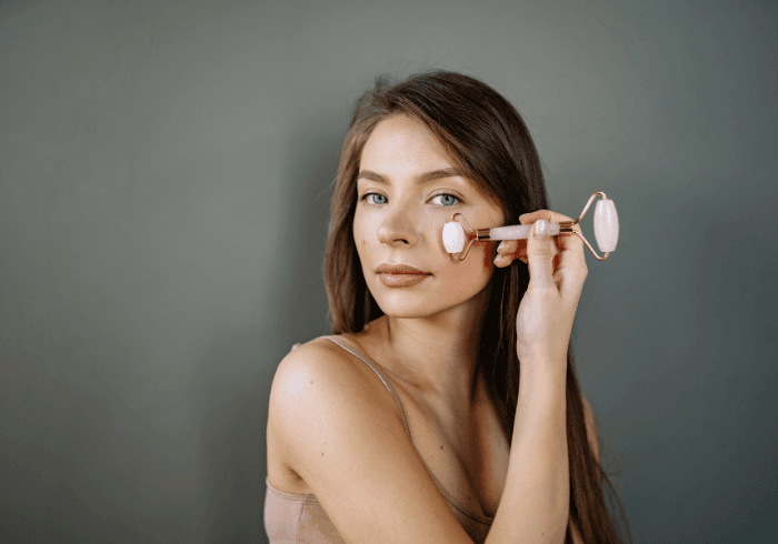 Masaj facial: beneficii şi efectul său asupra pielii 1 Masaj facial: beneficii şi efectul său asupra pielii