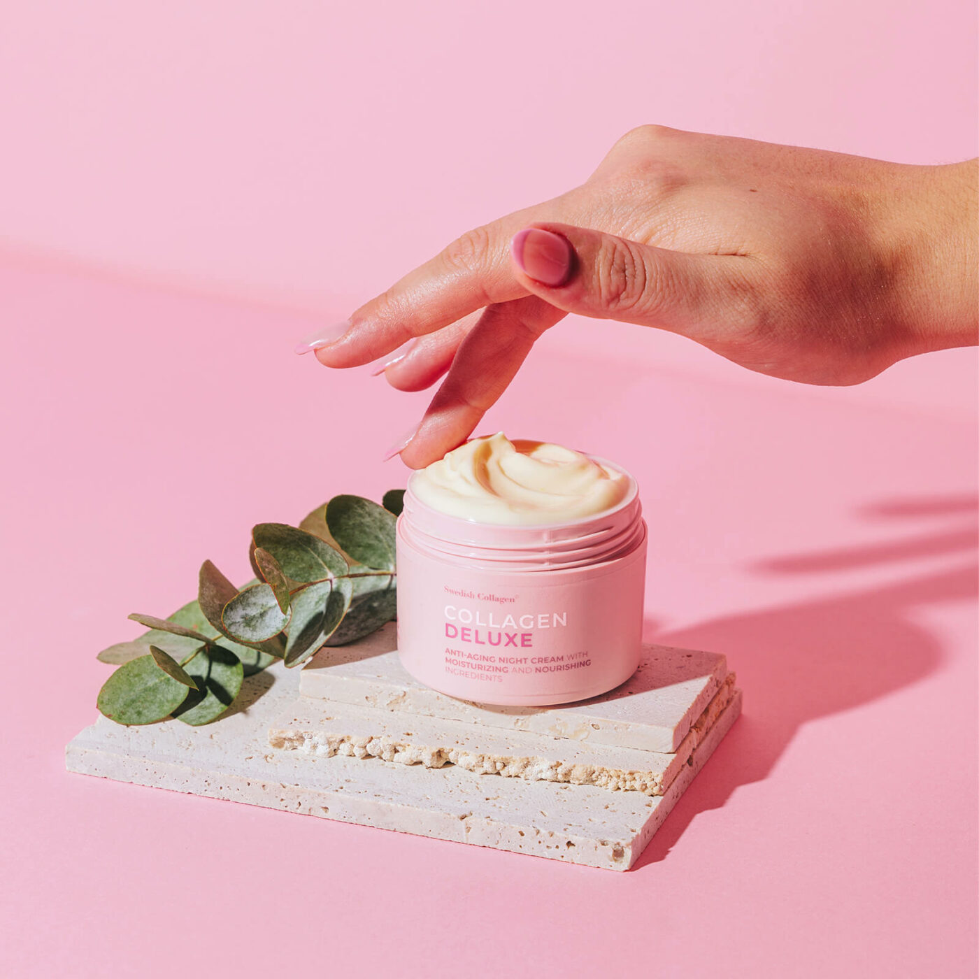 Crema de noapte cu Retinol Gama Colagen Deluxe imbunatatita cu Aloe Vera, Unt de Shea, Vitamina E si Niacinamide