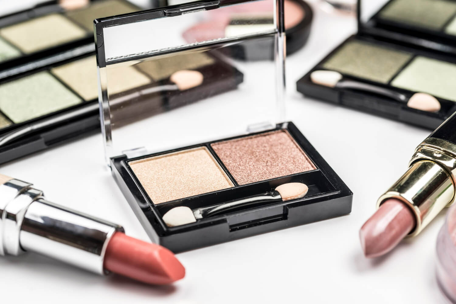 produse de machiaj expirate produse de machiaj expirate