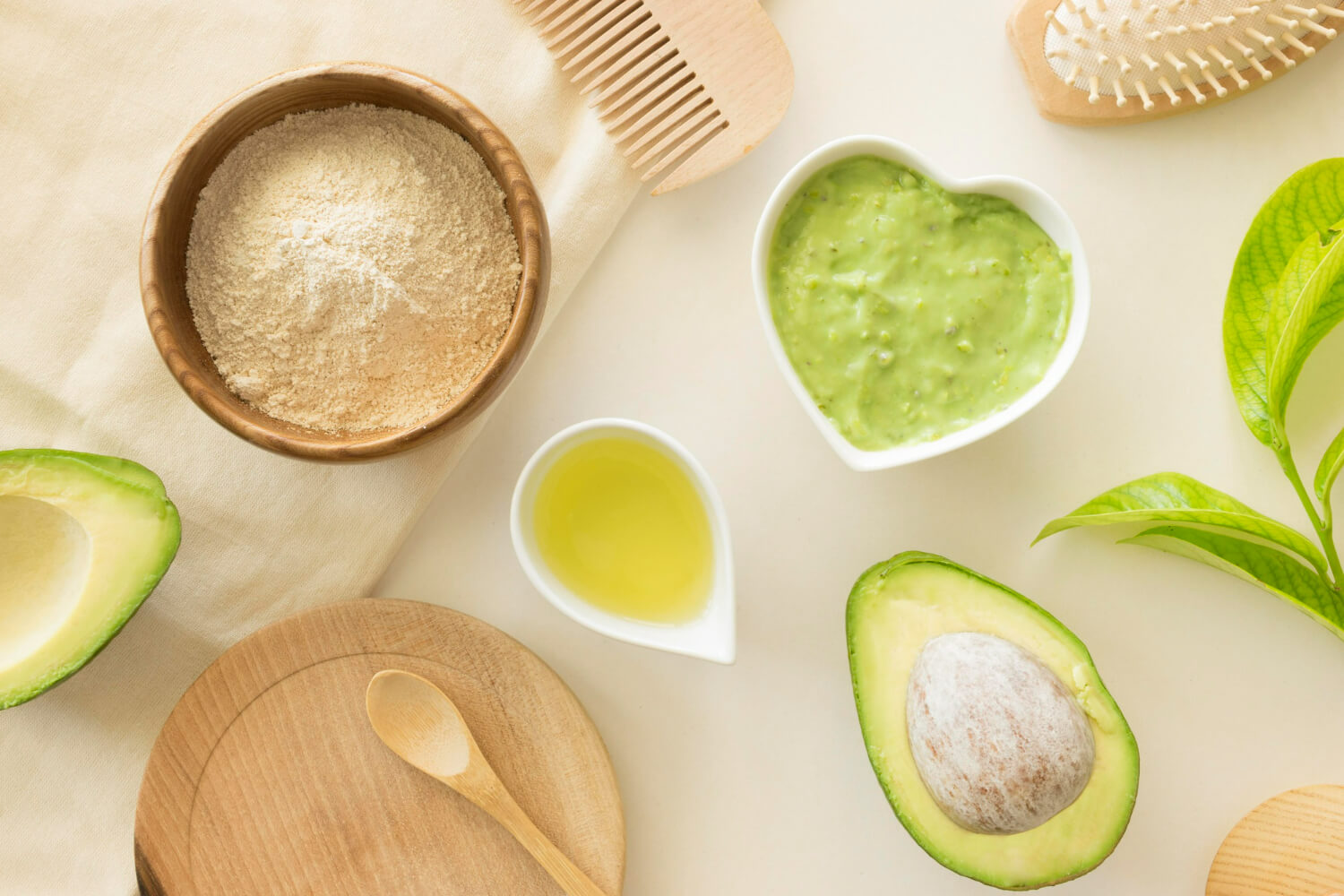 masca cu miere si avocado pentru ten masca cu miere si avocado pentru ten